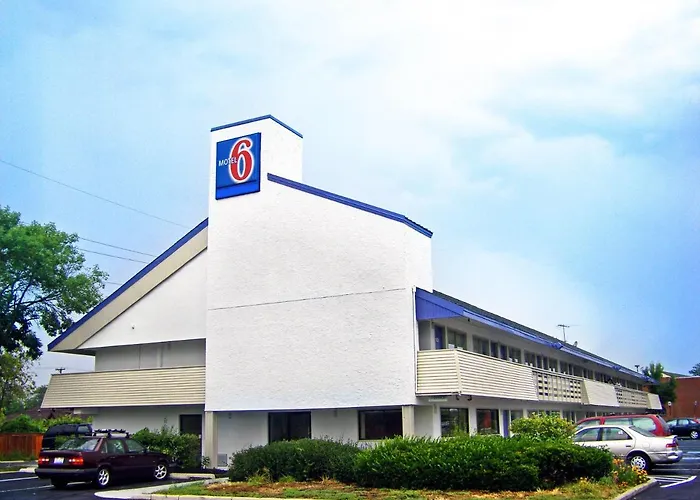 6 Oh - Osu North Hotel