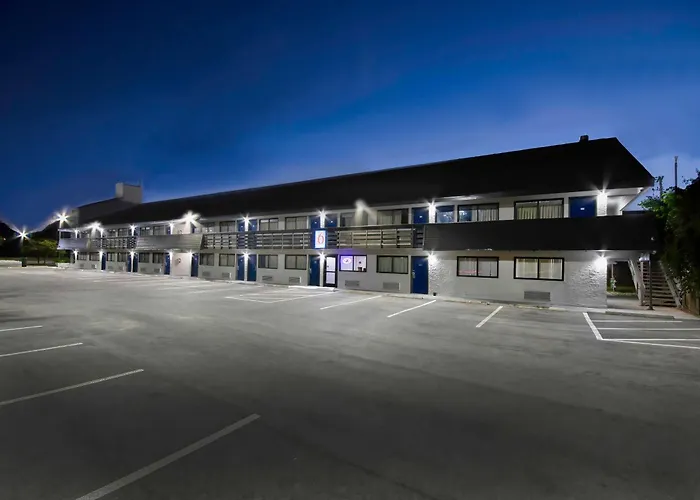 Hotel 6 Oh - Osu North Columbus